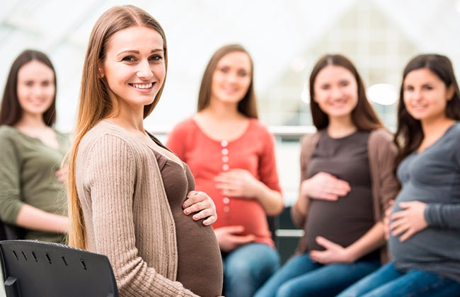 idea de negocio para mujeres emprendedoras coach de maternidad