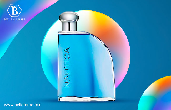 Frasco del perfume náutica blue para hombre con fondo de burbujas