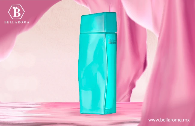 Frasco azul de la fragancia Aqua 